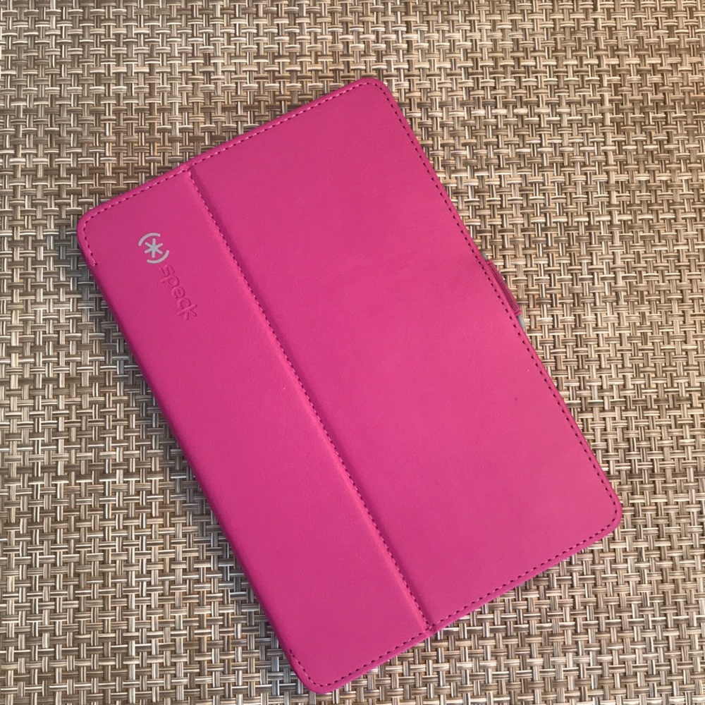 Speck IPad mini case